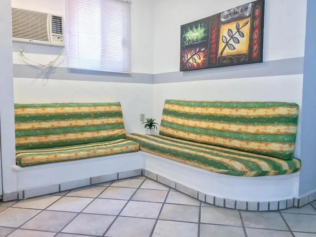 Las Palmeras Apartamento Playa del Carmen 0*,